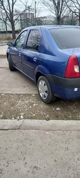 Gri Utilizat 2006 Dacia Logan Berlinǎ | 1.300 EUR (Preț bun) - Imagine 1/4