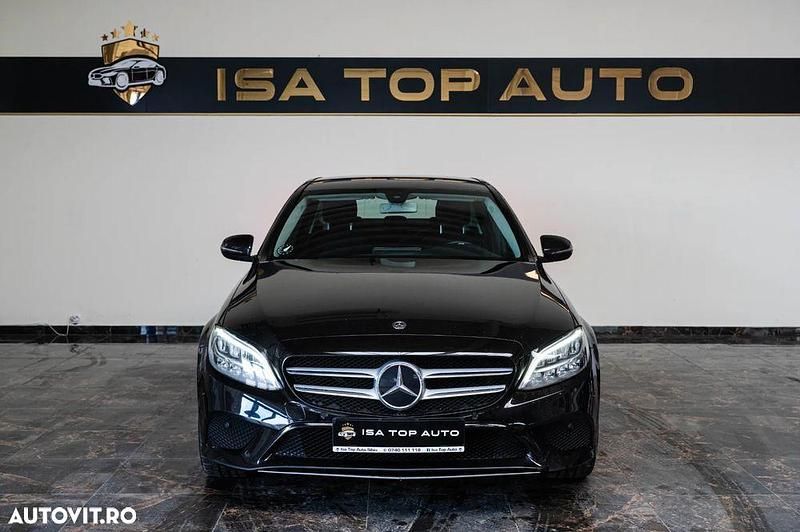 Second-hand Mercedes C220 Exclusive 194 CP (142 kW) 2019 Culoarenegru Berlinǎ