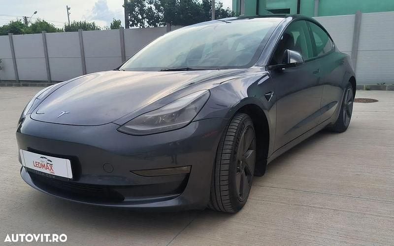 Culoaregri Utilizat 2021 Tesla Model 3 Berlinǎ | 32.428 EUR (Scump) - Imagine 1/4