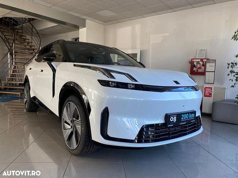 Culoarealb Nouă 2025 Lynk & Co 08 SUV | 56.390 EUR - Imagine 1/4