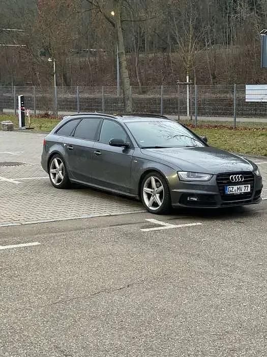 Second-hand Audi A4 S-Line 190 CP (139 kW) 2016 Gri Break