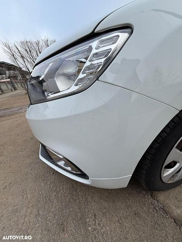 Culoarealb Utilizat 2020 Dacia Logan Berlinǎ | 5.900 EUR (Super Preț) - Imagine 1/4