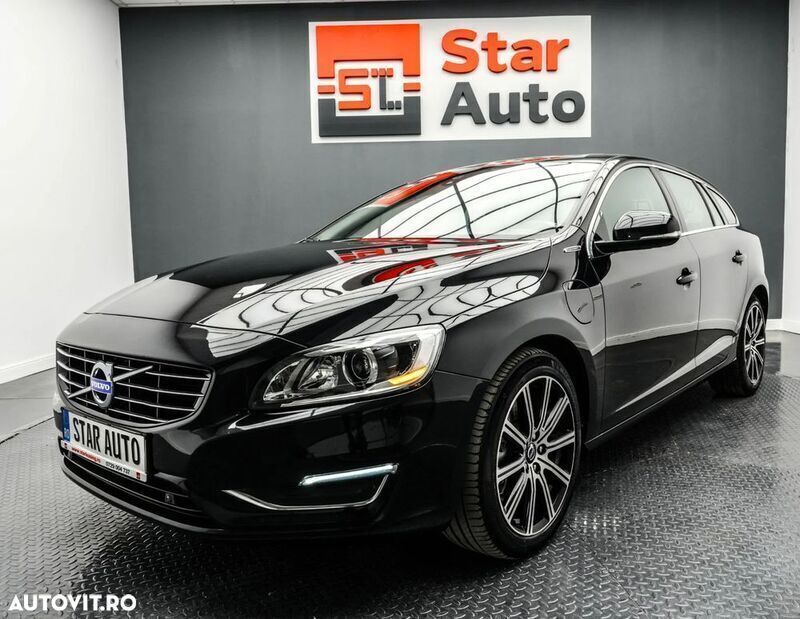Negru Utilizat 2014 Volvo V60 Break | 12.990 EUR - Imagine 1/4
