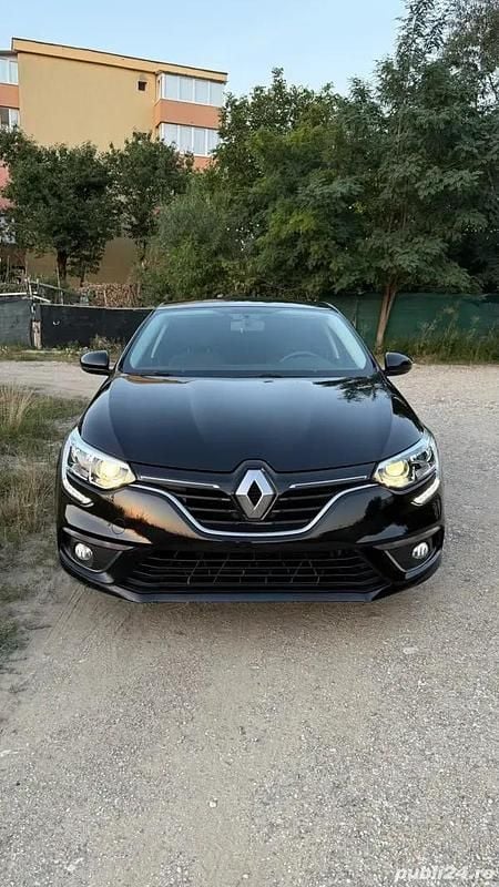 Second-hand 2020 Renault Mégane IV Berlinǎ | 11.999 EUR (Preț OK) - Imagine 1/4