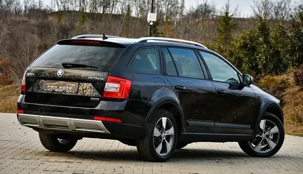 Second-hand Skoda Octavia Scout 184 CP (135 kW) 2016 Negru Break