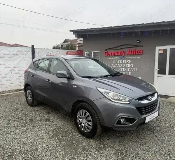Gri Utilizat 2015 Hyundai ix35 Comfort SUV | 10.500 EUR (Puțin scump) - Imagine 1/4