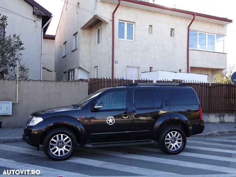 Second-hand Nissan Pathfinder 190 CP (139 kW) 2014 Negru SUV