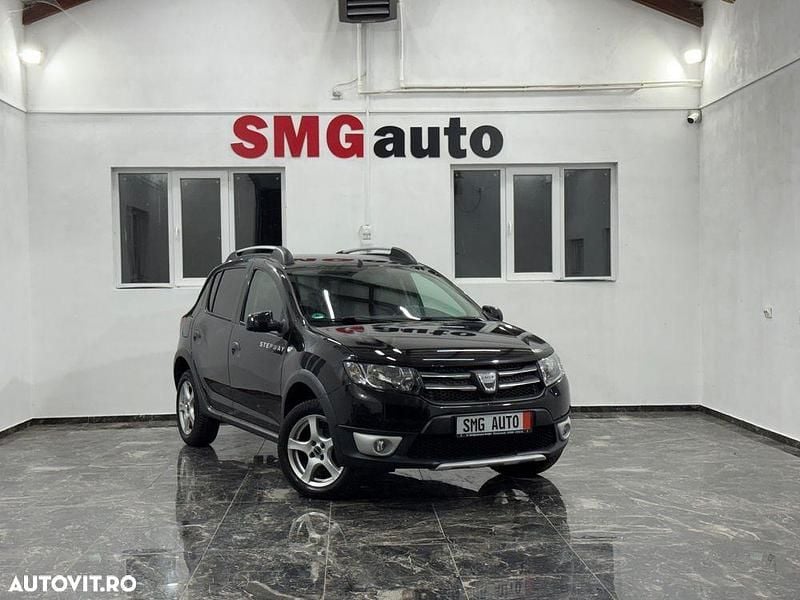 Culoarenegru Utilizat 2015 Dacia Sandero Prestige Hatchback | 5.200 EUR (Preț bun) - Imagine 1/4