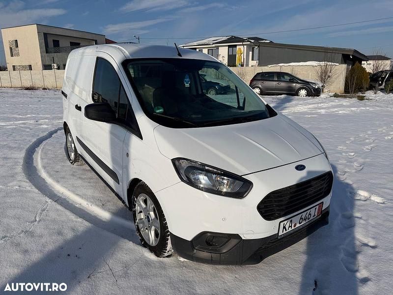 Culoarealb Second-hand 2020 Ford Courier Monovolum | 5.499 EUR - Imagine 1/4