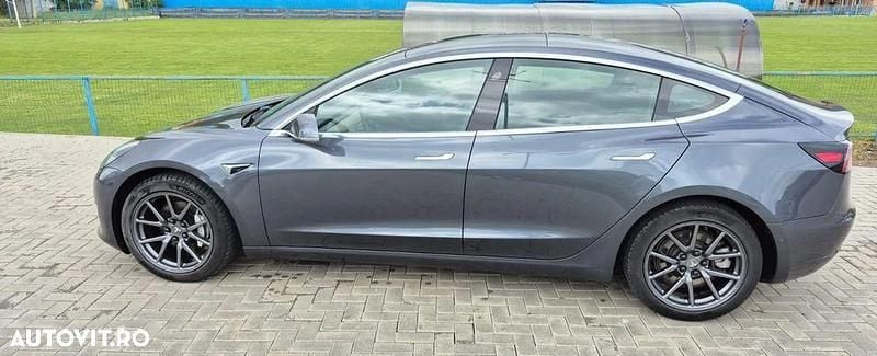 Gri Utilizat 2019 Tesla Model 3 Berlinǎ | 23.600 EUR (Preț OK) - Imagine 1/4