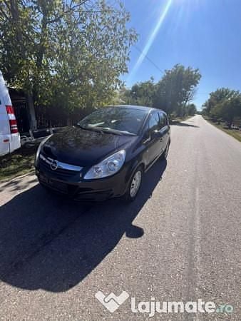 Utilizat 2008 Opel Corsa Berlinǎ | 2.300 EUR (Scump) - Imagine 1/4