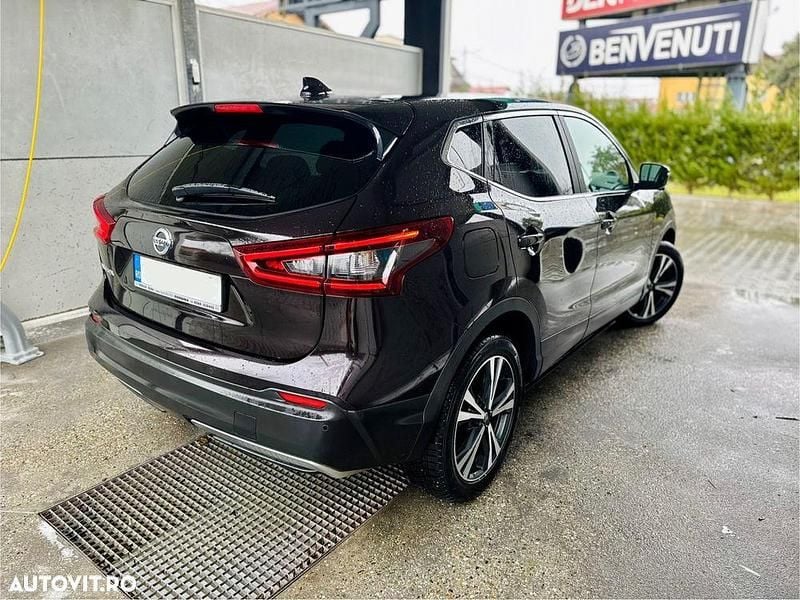 Second-hand Nissan Qashqai 138 CP (101 kW) 2021 Culoarealte culori SUV