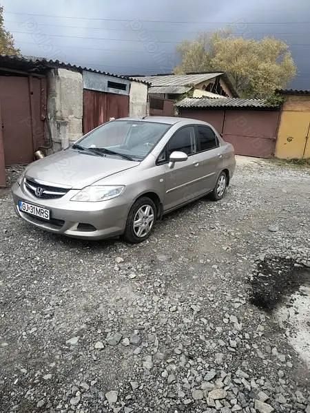 Second-hand Honda City 90 CP (66 kW) 2006 Berlinǎ