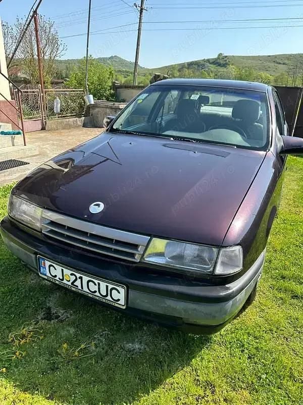 Utilizat 1993 Opel Vectra Hatchback | 800 EUR - Imagine 1/4