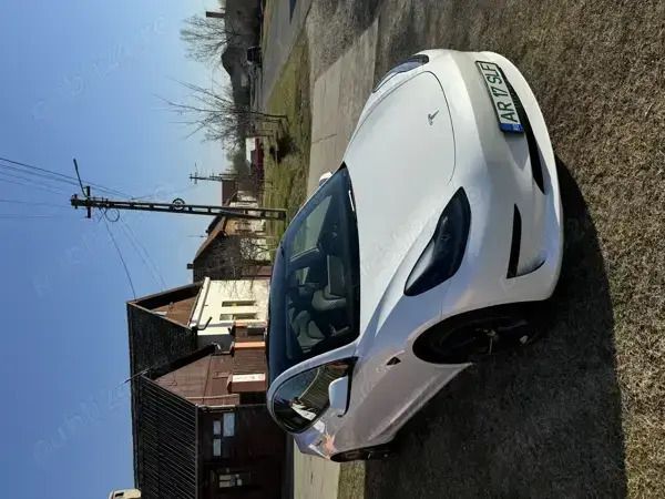 Second-hand Tesla Model 3 242 kW (330 CP) 2021 Berlinǎ