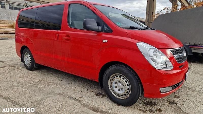 Culoarerosu Utilizat 2011 Hyundai H-1 Van | 6.800 EUR (Preț OK) - Imagine 1/4