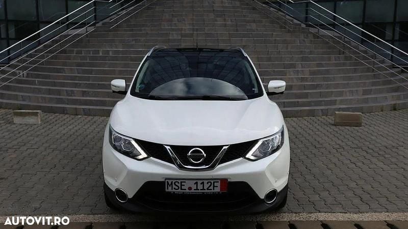 Culoarealb Utilizat 2014 Nissan Qashqai Tekna SUV | 10.499 EUR (Preț OK) - Imagine 1/4