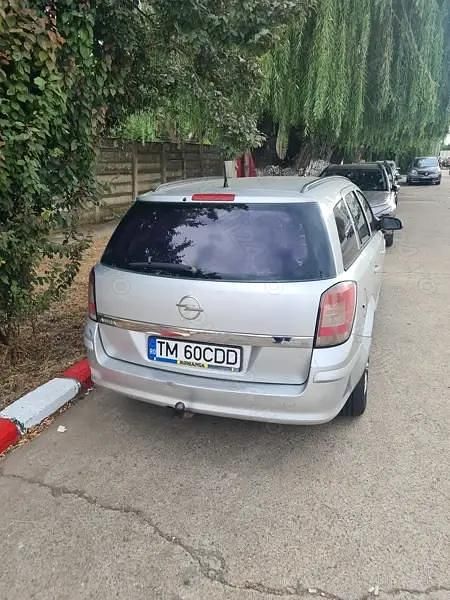 Utilizat 2009 Opel Astra Hatchback | 2.250 EUR (Preț OK) - Imagine 1/4