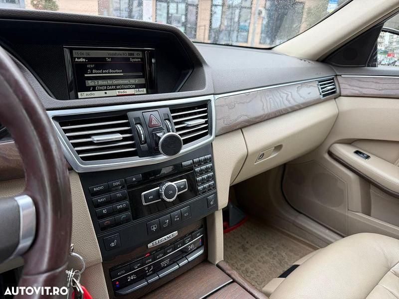 Second-hand Mercedes E220 Elegance 170 CP (125 kW) 2012 Culoaremaro Berlinǎ