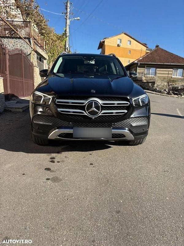 Culoarenegru Utilizat 2019 Mercedes GLE350 Exclusive SUV | 43.500 EUR (Super Preț) - Imagine 1/4