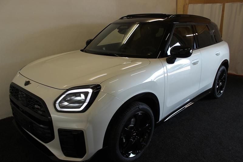Utilizat 2024 Mini John Cooper Works Countryman SUV | 44.262 EUR - Imagine 1/1
