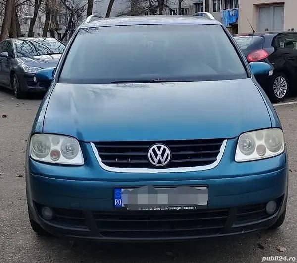 Utilizat 2007 VW Touran Monovolum | 2.450 EUR (Preț bun) - Imagine 1/4