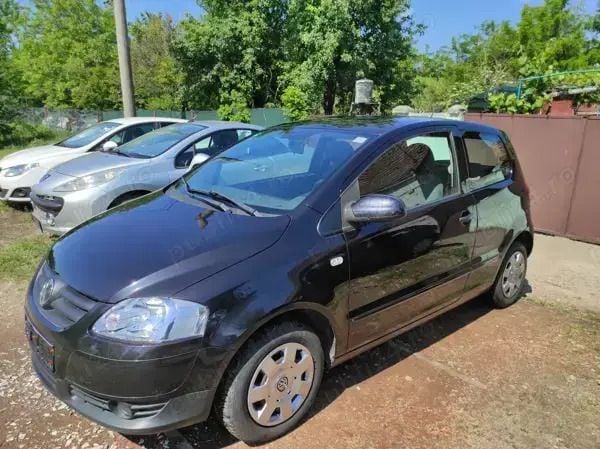 Negru Utilizat 2009 VW Fox Hatchback | 2.100 EUR - Imagine 1/4