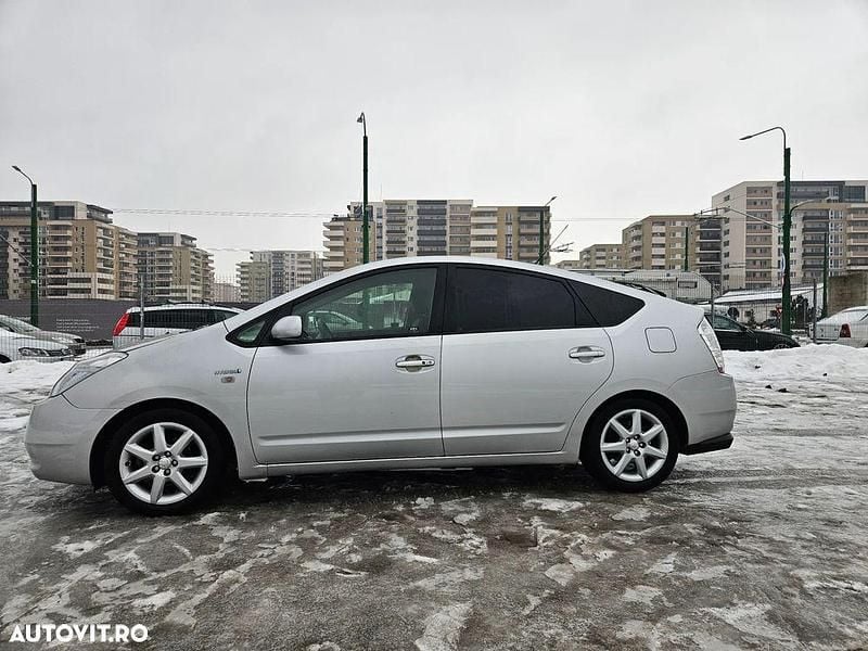 Second-hand Toyota Prius 78 CP (57 kW) 2006 Culoaregri Hatchback