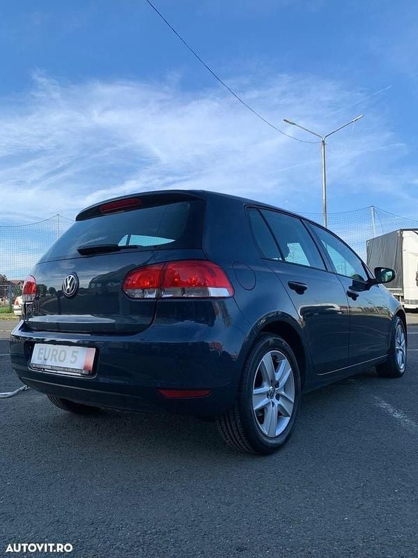 Culoarealte culori Utilizat 2012 VW Golf VII Comfortline | 6.290 EUR (Super Preț) - Imagine 1/4