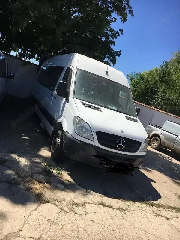 Utilizat 2008 Mercedes Sprinter Van | 7.500 EUR (Preț bun) - Imagine 1/2