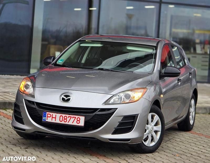 Second-hand Mazda 3 Inclusive 109 CP (80 kW) 2010 Culoareargint Hatchback