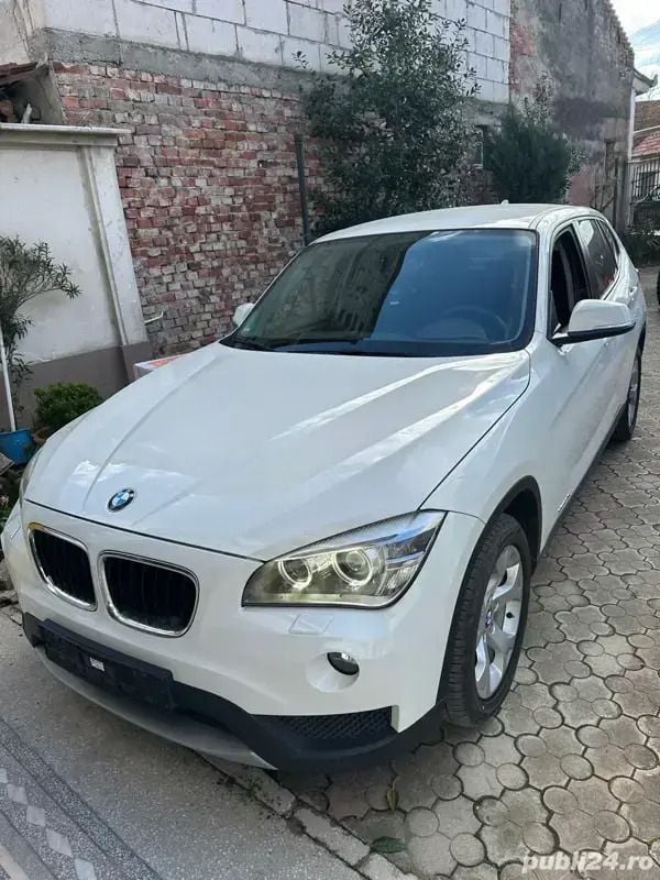 Utilizat 2013 BMW X1 SUV | 9.900 EUR (Preț bun) - Imagine 1/4