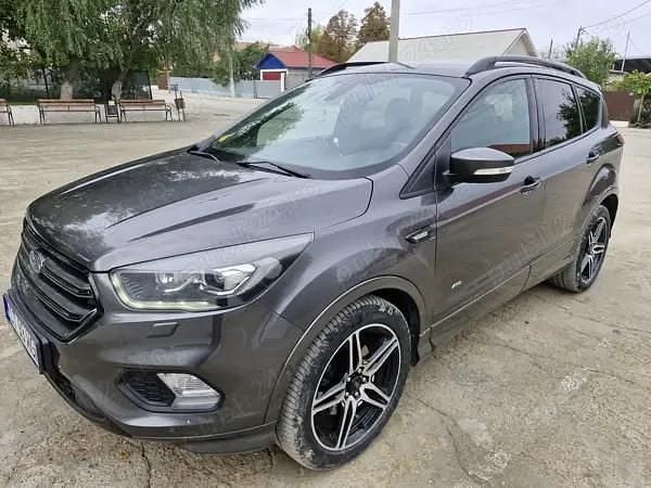 Gri Utilizat 2018 Ford Kuga ST-Line SUV | 12.000 EUR (Preț OK) - Imagine 1/4