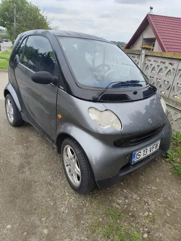 Argintiu Utilizat 2006 Smart ForTwo Coupé Coupe | 1.750 EUR - Imagine 1/4
