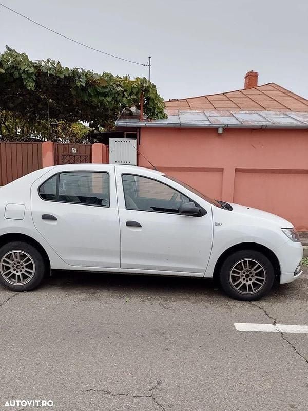 Culoarealb Utilizat 2019 Dacia Logan Ambiance Berlinǎ | 7.250 EUR (Preț OK) - Imagine 1/4