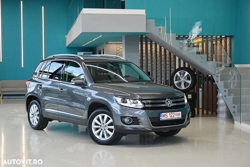 Gri Utilizat 2013 VW Tiguan Sportline SUV | 11.490 EUR (Preț OK) - Imagine 1/4