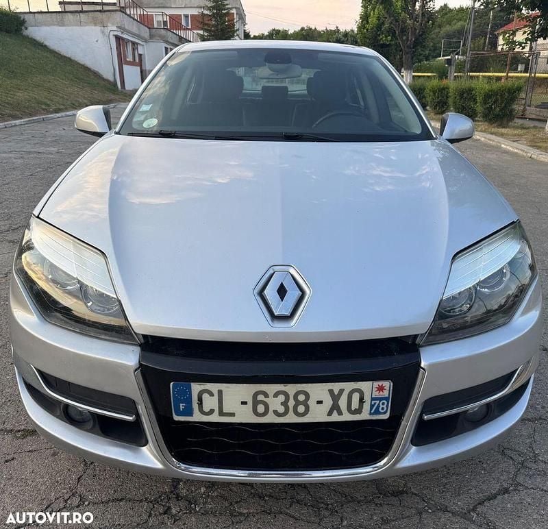 Culoaregri Utilizat 2013 Renault Laguna GrandTour LIMITED Break | 5.190 EUR - Imagine 1/4
