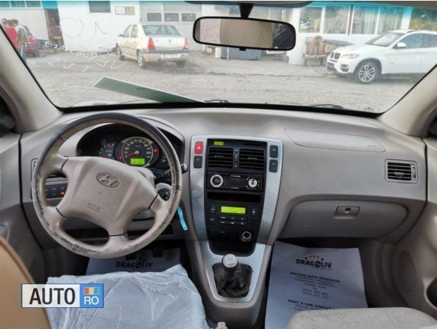 Negru Utilizat 2004 Hyundai Tucson SUV | 2.999 EUR (Scump) - Imagine 1/4