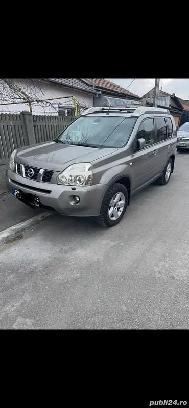 Gri Utilizat 2009 Nissan X-Trail SUV | 6.000 EUR (Preț OK) - Imagine 1/4