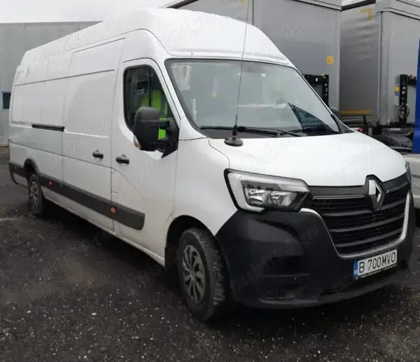 Alb Utilizat 2021 Renault Master Van | 10.000 EUR (Preț bun) - Imagine 1/4