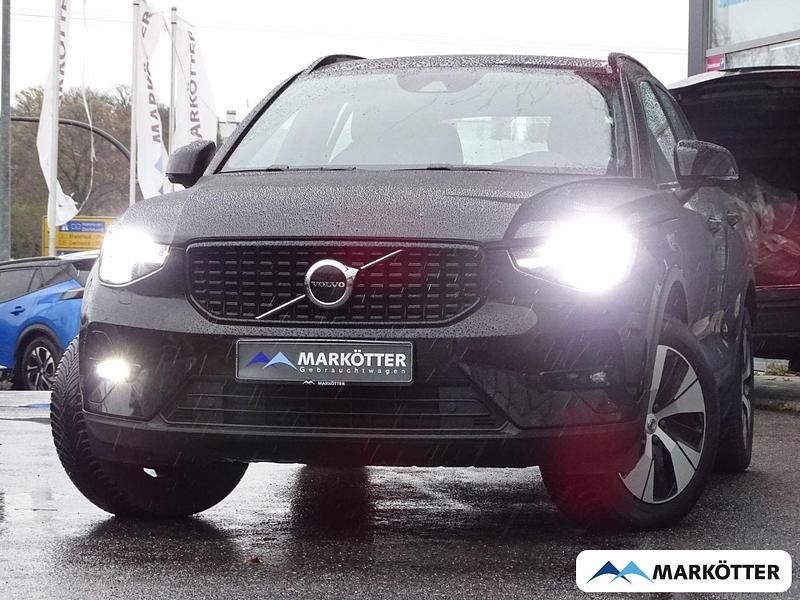 Utilizat 2022 Volvo XC40 Plus SUV | 37.044 EUR (Scump) - Imagine 1/1