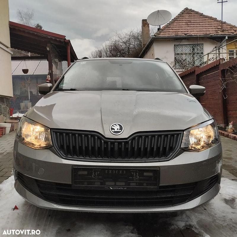 Culoaregalbeuriu Utilizat 2016 Skoda Fabia Cool Edition Break | 6.700 EUR (Preț OK) - Imagine 1/4