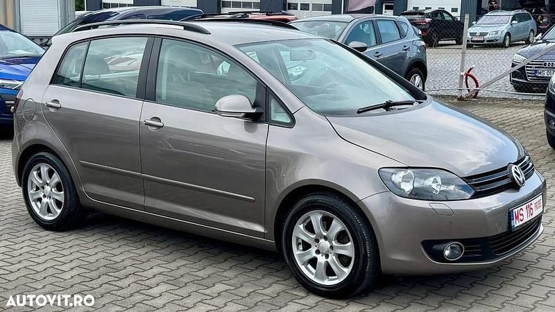 Culoaremaro Utilizat 2009 VW Golf Plus Cross Comfortline Monovolum | 4.999 EUR (Preț OK) - Imagine 1/4