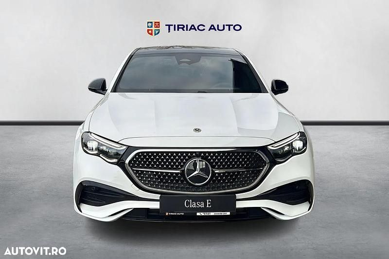 Nouă Mercedes E200 AMG line 204 CP (150 kW) 2025 Culoarealb Hatchback