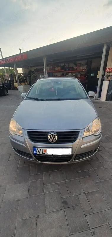 Utilizat 2008 VW Polo Berlinǎ | 2.500 EUR (Preț OK) - Imagine 1/4