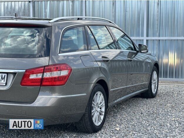 Second-hand Mercedes E200 136 CP (100 kW) 2012 Maro Break
