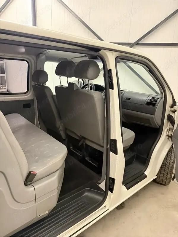 Second-hand VW T5 105 CP (77 kW) 2006 Alb Van