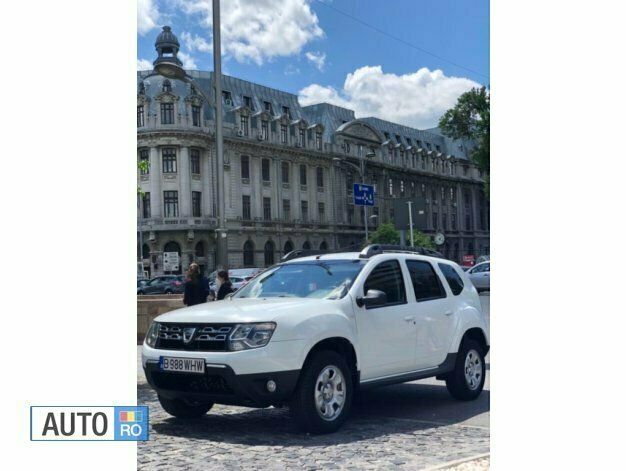 Alb Utilizat 2014 Dacia Duster SUV | 8.600 EUR (Super Preț) - Imagine 1/4