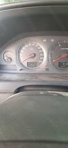 Utilizat 2004 Volvo S60 Berlinǎ | 4.000 EUR - Imagine 1/4