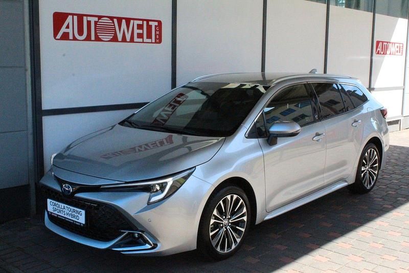 Utilizat 2023 Toyota Corolla Team | 36.703 EUR - Imagine 1/1